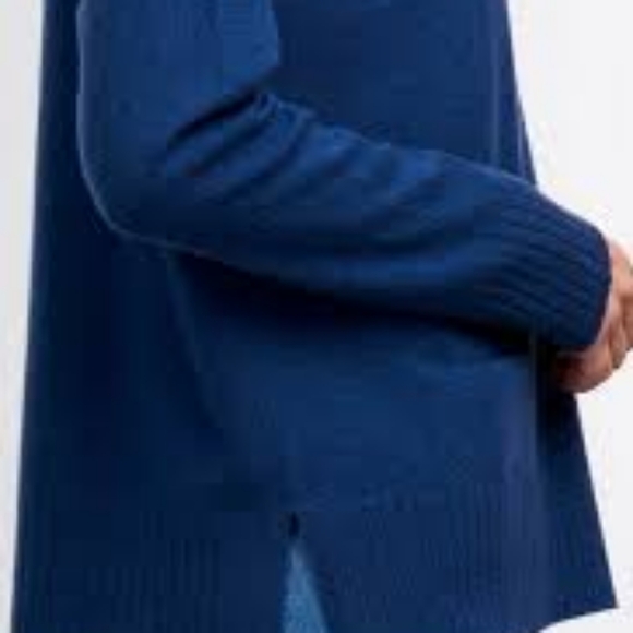 Black cashmere blend sweater - Picture 10 of 12